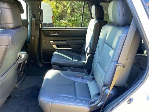 Used 2025 Toyota Sequoia Platinum image 9