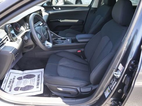 Used 2022 Kia K5 LXS FWD image 9