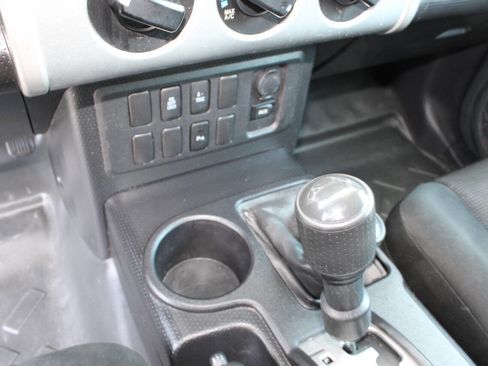 Used 2008 Toyota FJ Cruiser 4WD image 17