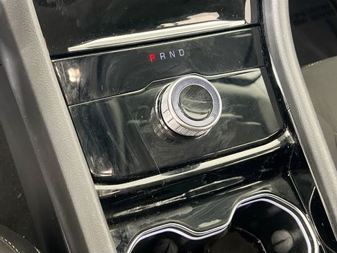Used 2023 Jeep Grand Cherokee Laredo AWD/4WD image 16