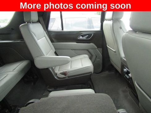 Used 2021 GMC Yukon SLT w/ SLT Luxury Plus Package AWD/4WD image 12