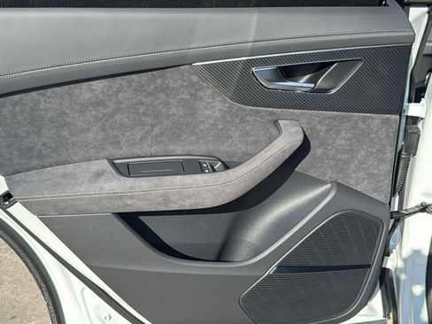 New 2026 Audi RS Q8 performance image 16