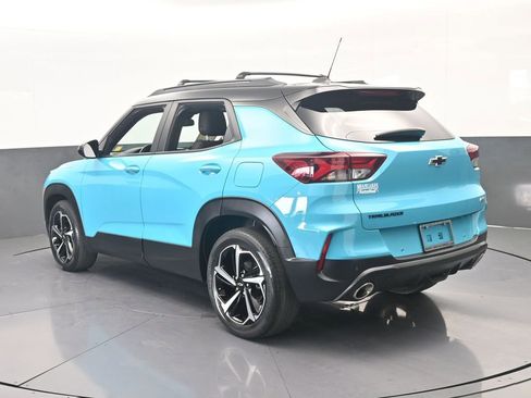Used 2021 Chevrolet TrailBlazer RS w/ Sun and Liftgate Package FWD image 4