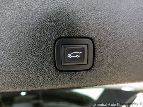 Certified 2024 Cadillac XT6 Premium Luxury w/ LPO, Floor Liner Package image 23