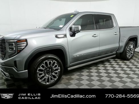 Used 2024 GMC Sierra 1500 Denali Ultimate image 2