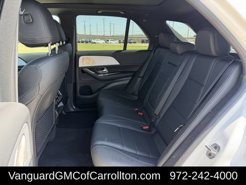 Used 2025 Mercedes-Benz GLE 350 4MATIC w/ Driver Assistance Package image 30