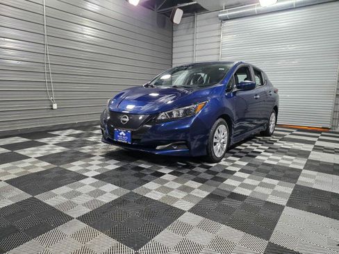 Used 2023 Nissan Leaf S image 39