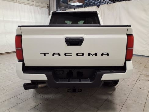 New 2026 Toyota Tacoma SR5 RWD image 8