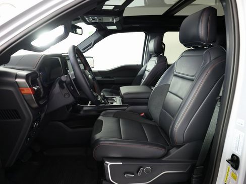 Used 2025 Ford F150 Raptor image 15