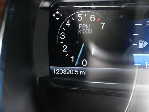 Used 2014 Ford Taurus Limited image 24