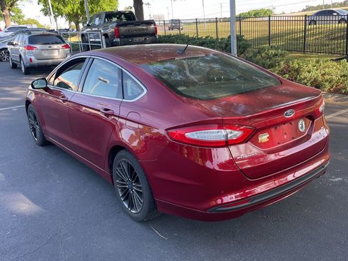 Used 2014 Ford Fusion SE w/ Equipment Group 202A image 3