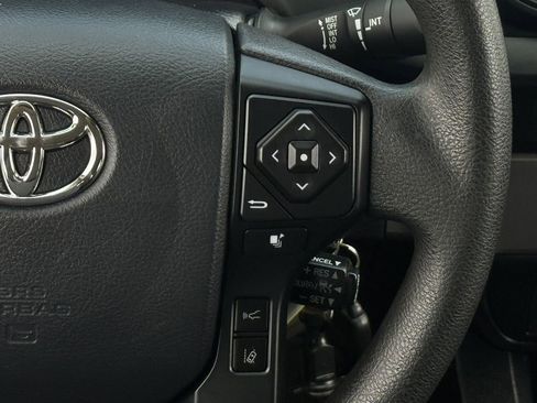 Used 2020 Toyota Tacoma SR w/ SR Convenience Package RWD image 14