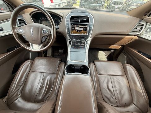 Used 2016 Lincoln MKX Reserve w/ Luxury Package AWD/4WD image 16