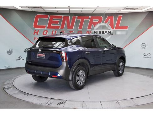 New 2026 Nissan Kicks S w/ Charging Package image 4