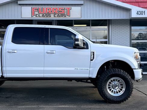 Used 2022 Ford F250 Lariat w/ Lariat Value Package image 13