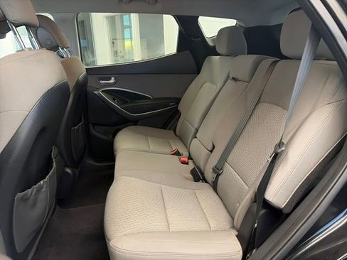 Used 2016 Hyundai Santa Fe Sport image 16