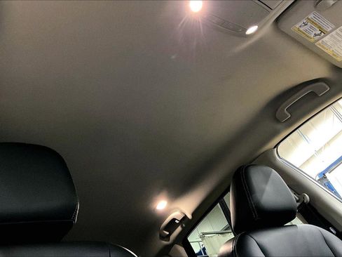 Used 2023 Nissan Murano SV image 22