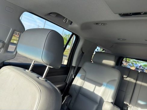 Used 2019 Chevrolet Tahoe LT image 17