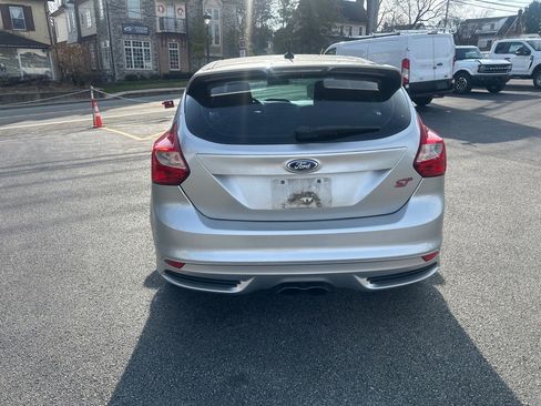 Used 2014 Ford Focus ST w/ Equipment Group 202A image 4