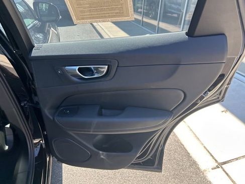 Certified 2025 Volvo XC60 B5 Plus image 12