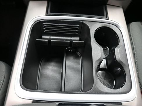 Used 2017 RAM 2500 Big Horn w/ Sport Appearance Group image 22