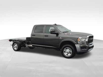 New 2024 RAM 3500 Tradesman w/ Chrome Appearance Group