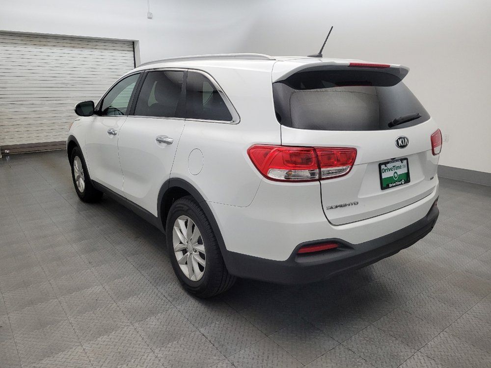 Used 2016 Kia Sorento FWD image 5