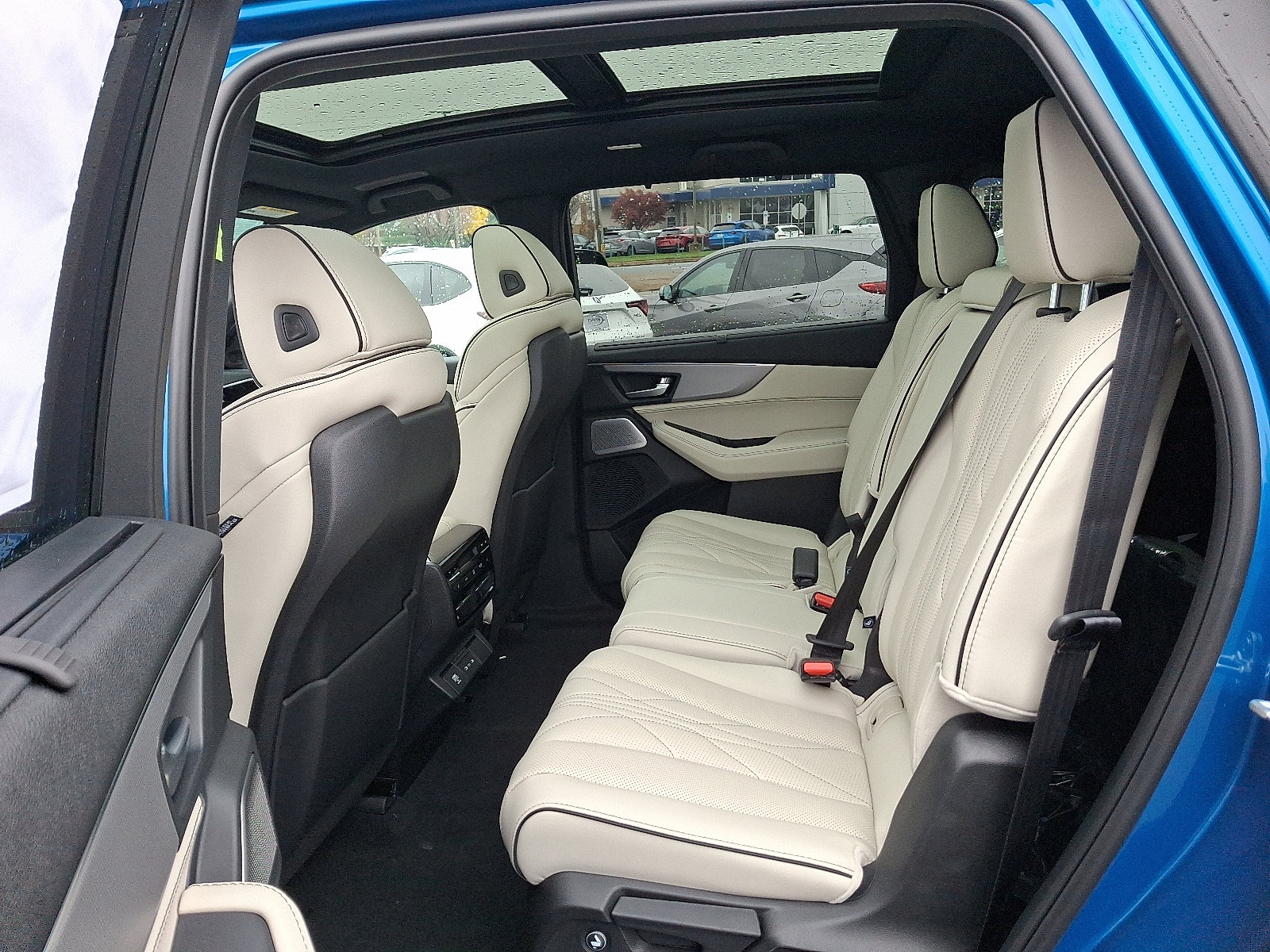 Used 2026 Acura MDX A-Spec w/ Advance Package AWD/4WD image 5
