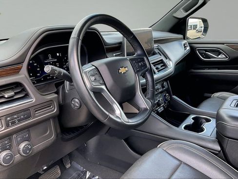 Used 2023 Chevrolet Suburban Premier AWD/4WD image 14