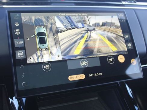 Used 2025 Land Rover Range Rover Sport Dynamic SE image 20