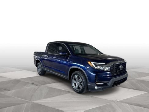 Used 2023 Honda Ridgeline RTL-E image 2
