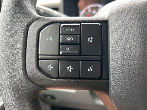 Used 2025 Ford F350 XLT image 25