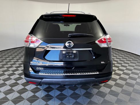 Used 2016 Nissan Rogue SL w/ SL Premium Package FWD image 6