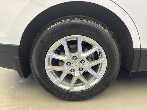 Used 2022 Chevrolet Equinox LT image 8