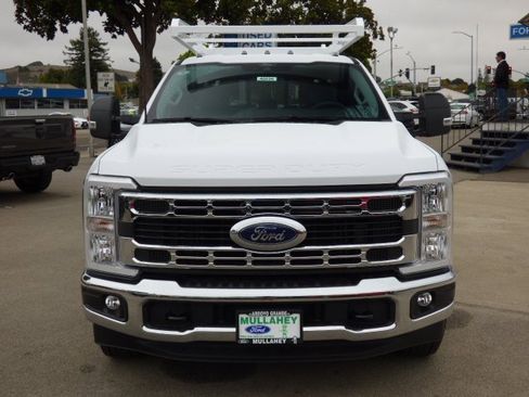 New 2026 Ford F350 XL w/ XL Chrome Package image 32
