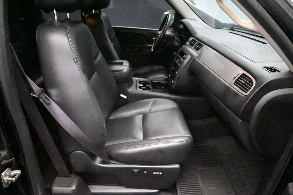 Used 2013 Chevrolet Silverado 1500 LTZ w/ LTZ Plus Package RWD image 11