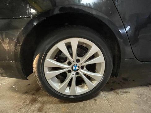 Used 2010 BMW 535i xDrive Sedan image 16