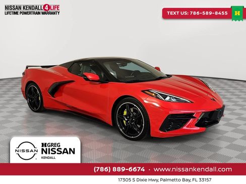 Used 2021 Chevrolet Corvette Stingray Convertible w/ 1LT RWD image 1