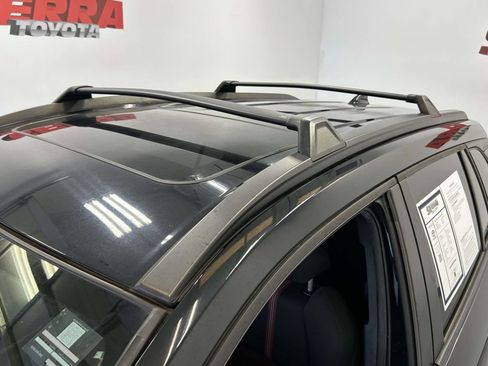 Used 2024 Toyota Corolla Cross AWD Hybrid w/ Moonroof Package image 9
