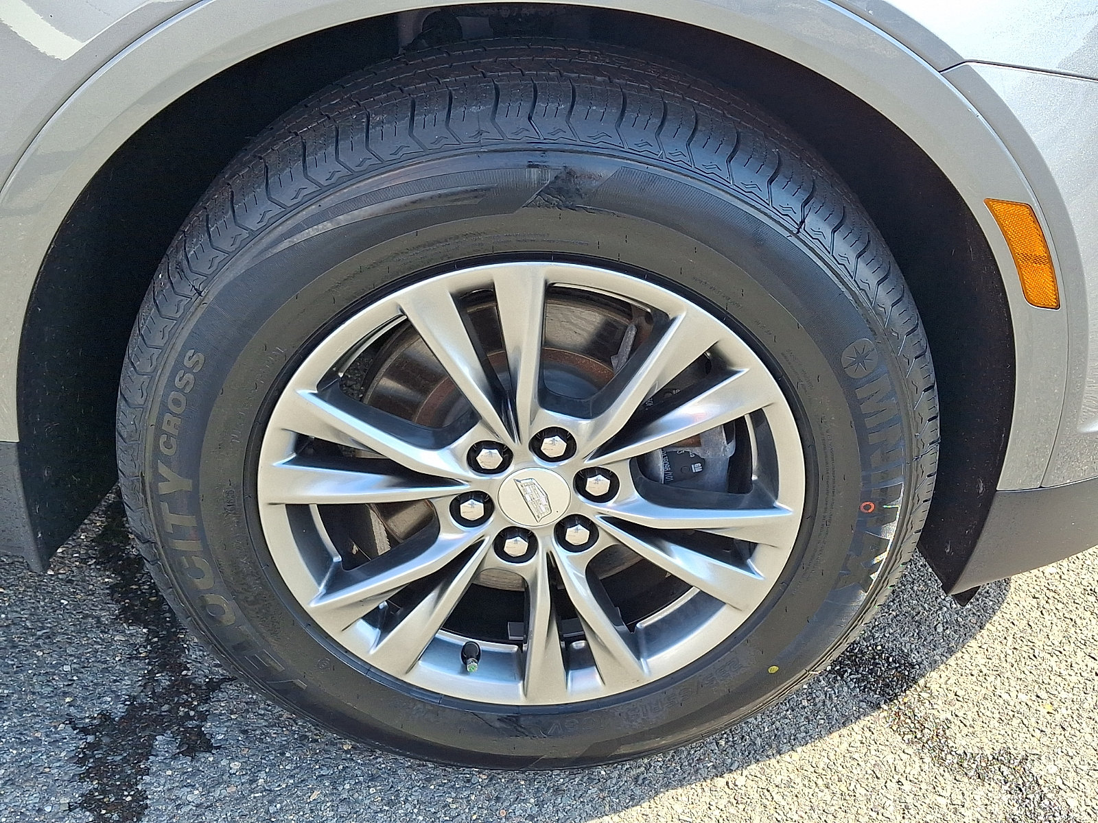 Used 2021 Cadillac XT5 Premium Luxury AWD/4WD image 9