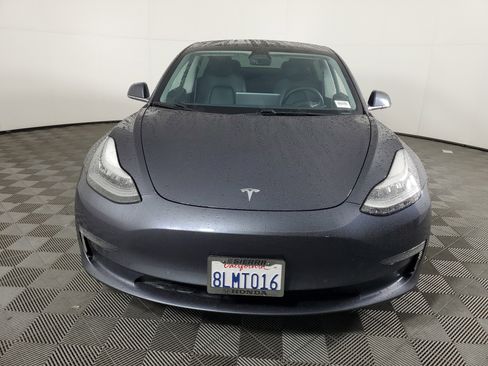 Used 2019 Tesla Model 3 Standard Range Plus image 9