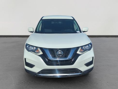 Used 2018 Nissan Rogue S image 8