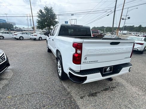 Used 2022 Chevrolet Silverado 1500 Custom RWD image 12