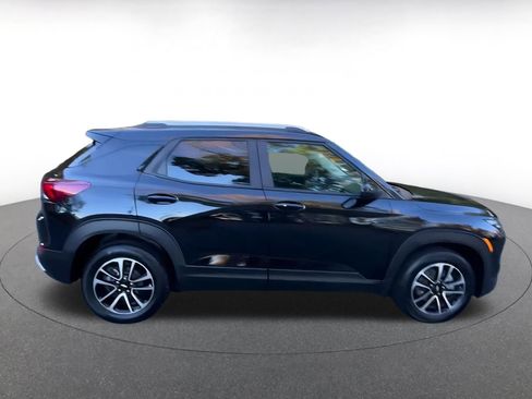 Used 2025 Chevrolet TrailBlazer LT image 16