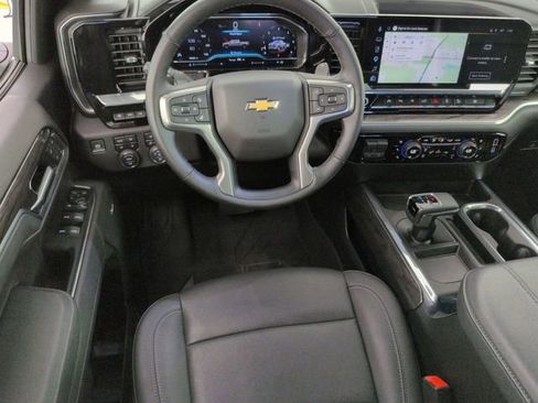 Used 2025 Chevrolet Silverado 1500 LTZ w/ LTZ Premium Package image 30