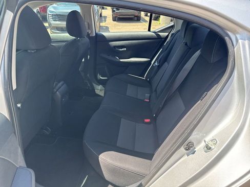 Used 2021 Nissan Sentra SV FWD image 26