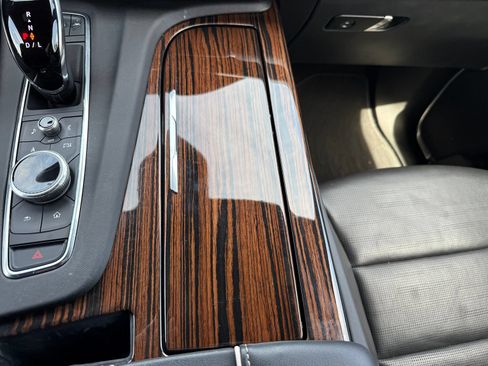 Certified 2024 Cadillac Escalade Premium Luxury AWD/4WD image 26