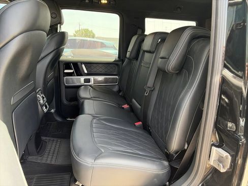 Used 2023 Mercedes-Benz G 550 image 3