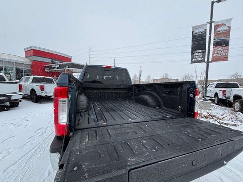 Used 2017 Ford F350 Lariat w/ Lariat Ultimate Package image 10