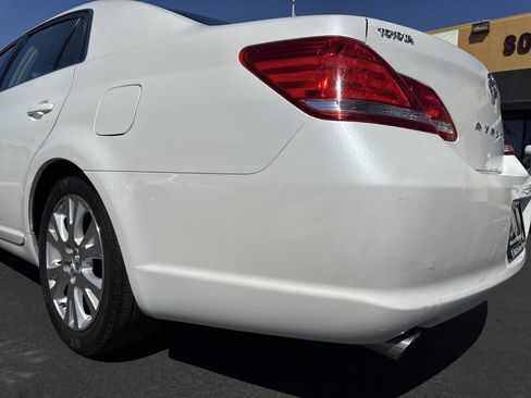 Used 2010 Toyota Avalon XLS image 36